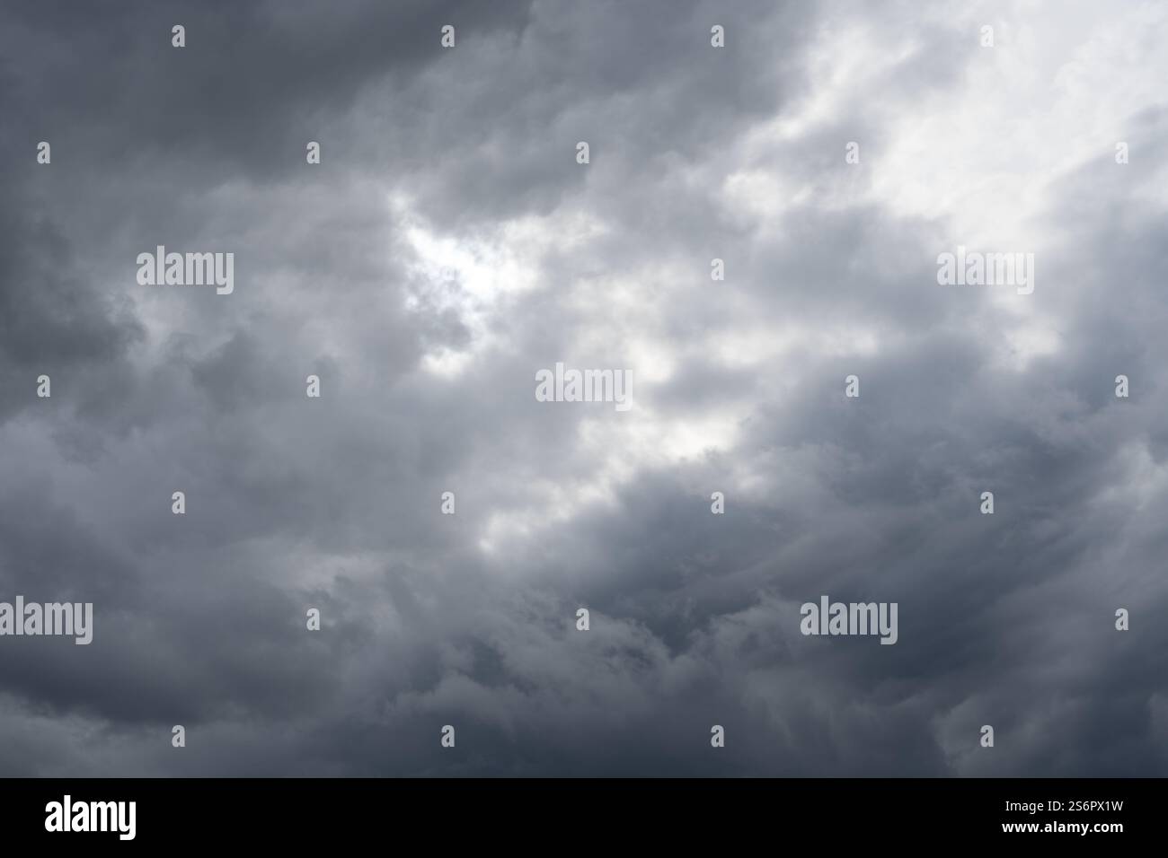 Overcast Reference photo Captivating Overcast Sky with Dark Clouds Signaling Upcoming ...