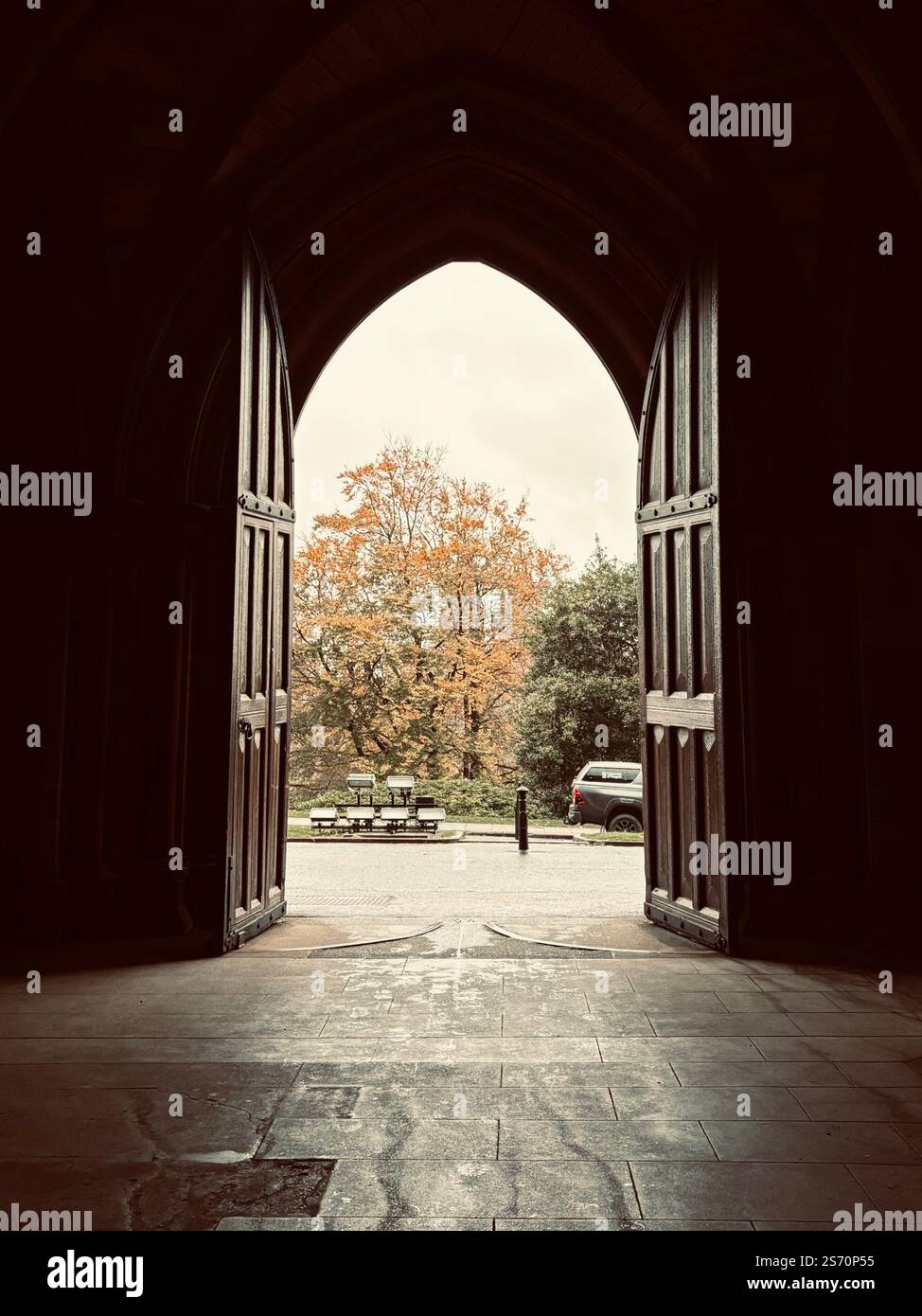 A grand archway at the University of Glasgow, inviting exploration. - Smartphone Captured Stock Image