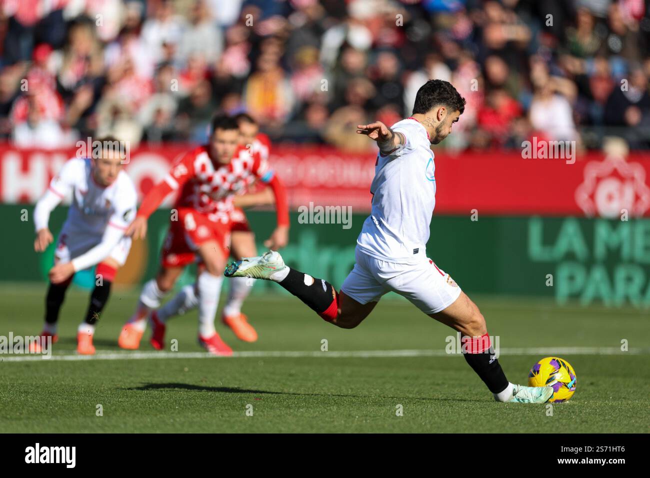 Girona, Spain. 18th Jan, 2025. Isaac Romero of Sevilla FC during the La ...