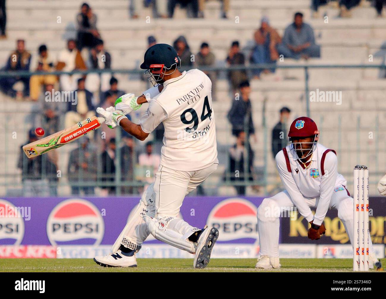 MULTAN, PAKISTAN, JAN 18 Players are in action during the Second Day