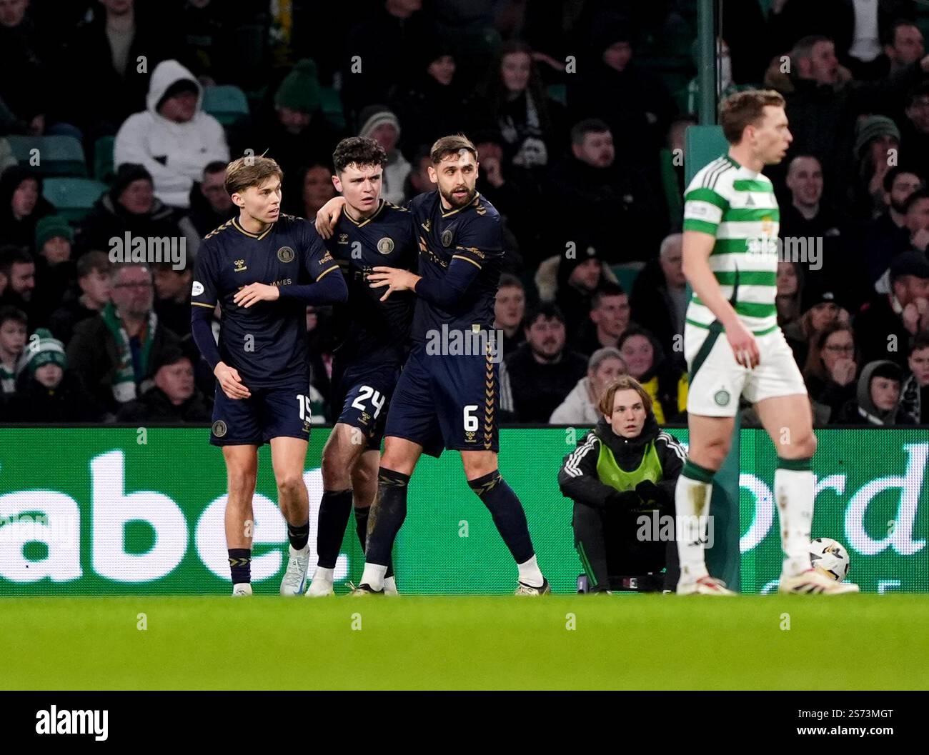 Kilmarnock's Bobby Wales (second left) celebrates after scoring during
