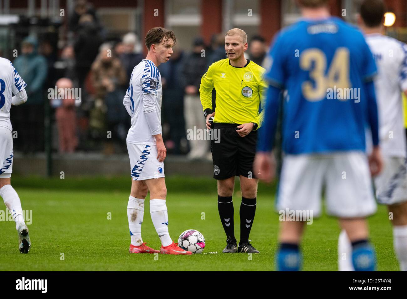 Copenhagen, Denmark. 18th Jan, 2025. Referee Simon Duerlund Rasmussen ...