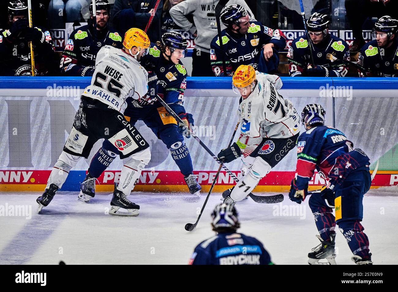 Christian Wejse (Fischtown Pinguins, #65), Korbinian Geibel (Eisbaeren ...