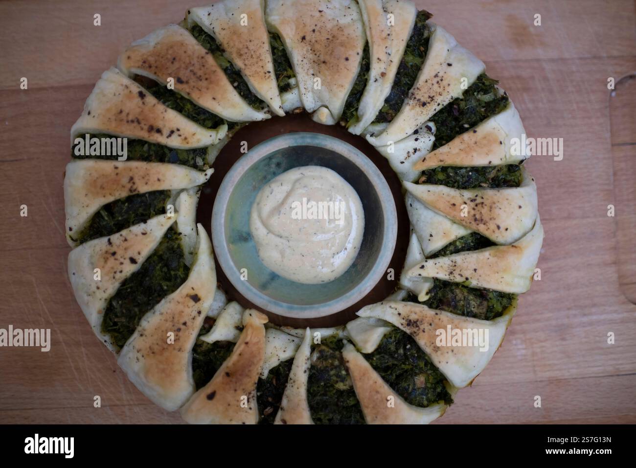 Campingküche Grünkohl im Blätterteigmantel mit Kassler und Gorgonzola ...