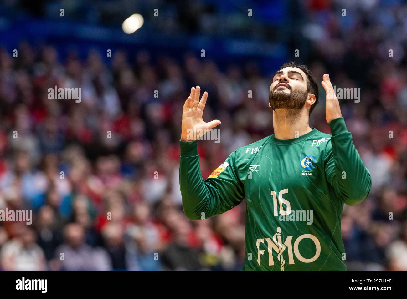 250119 Goalkeeper Rangel da Rosa of Brazil celebrates during the 2025