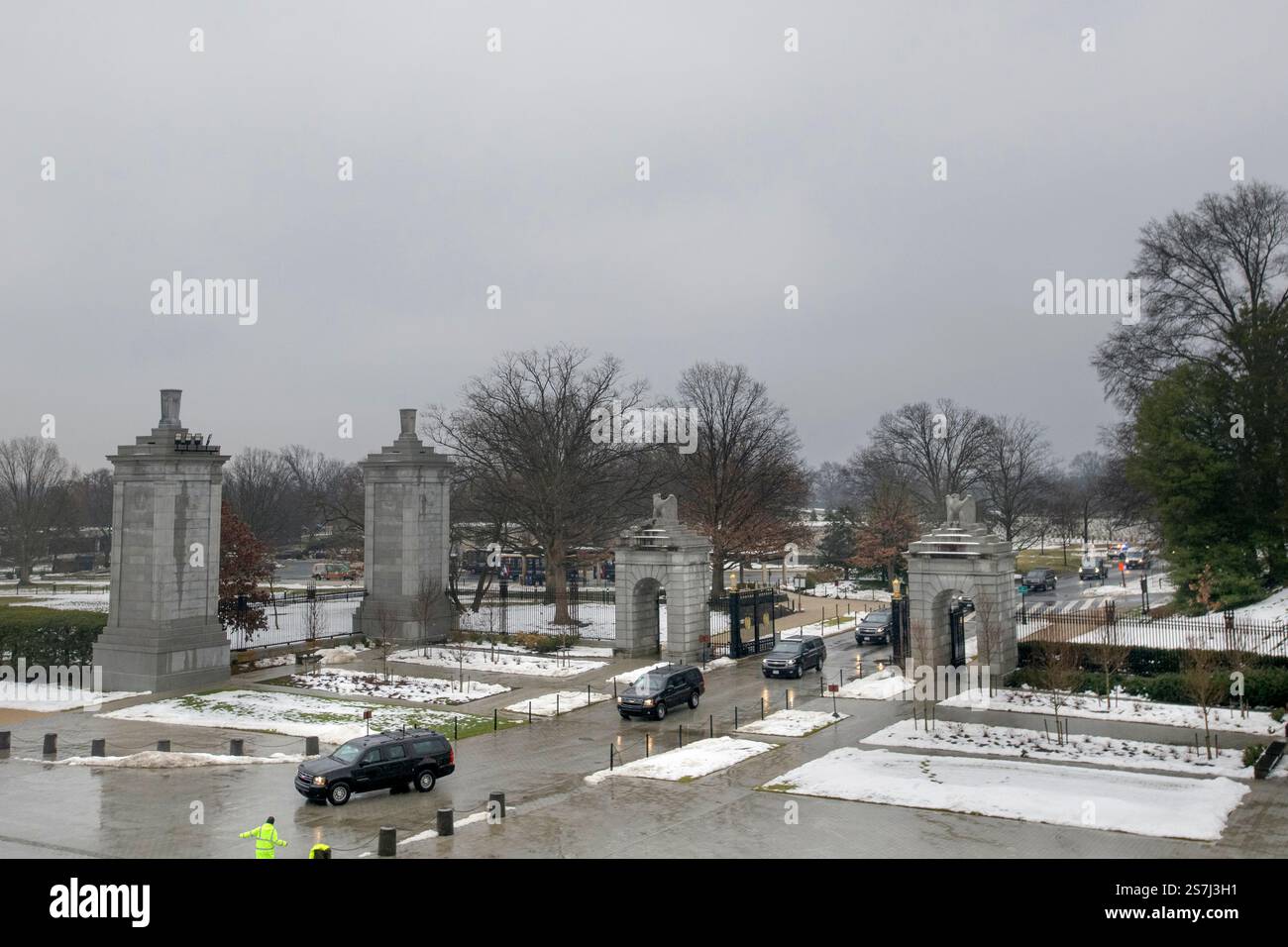 The motorcade of Presidentelect Donald Trump departs Arlington