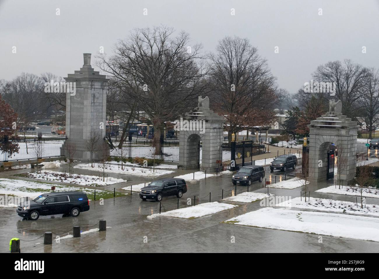 The motorcade of Vice Presidentelect JD Vance departs Arlington
