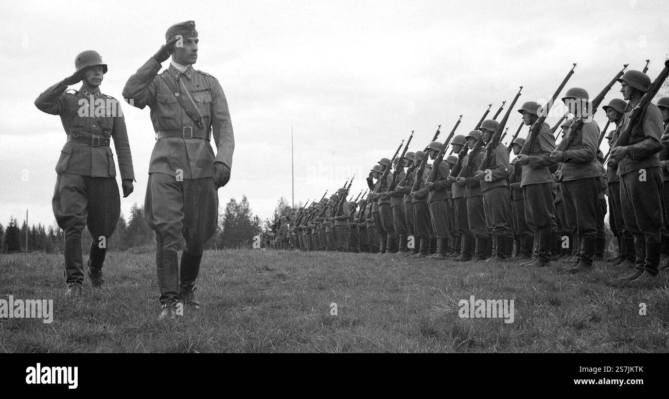 Adolf Ehrnrooth inspecting troops only a few days before Soviet mass offensive in the summer of 1944. Stock Photo