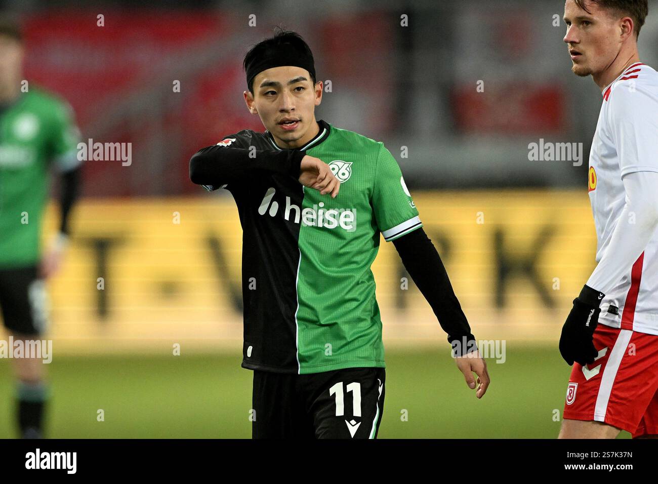 Hyun ju lee 2025 hi-res stock photography and images - Alamy