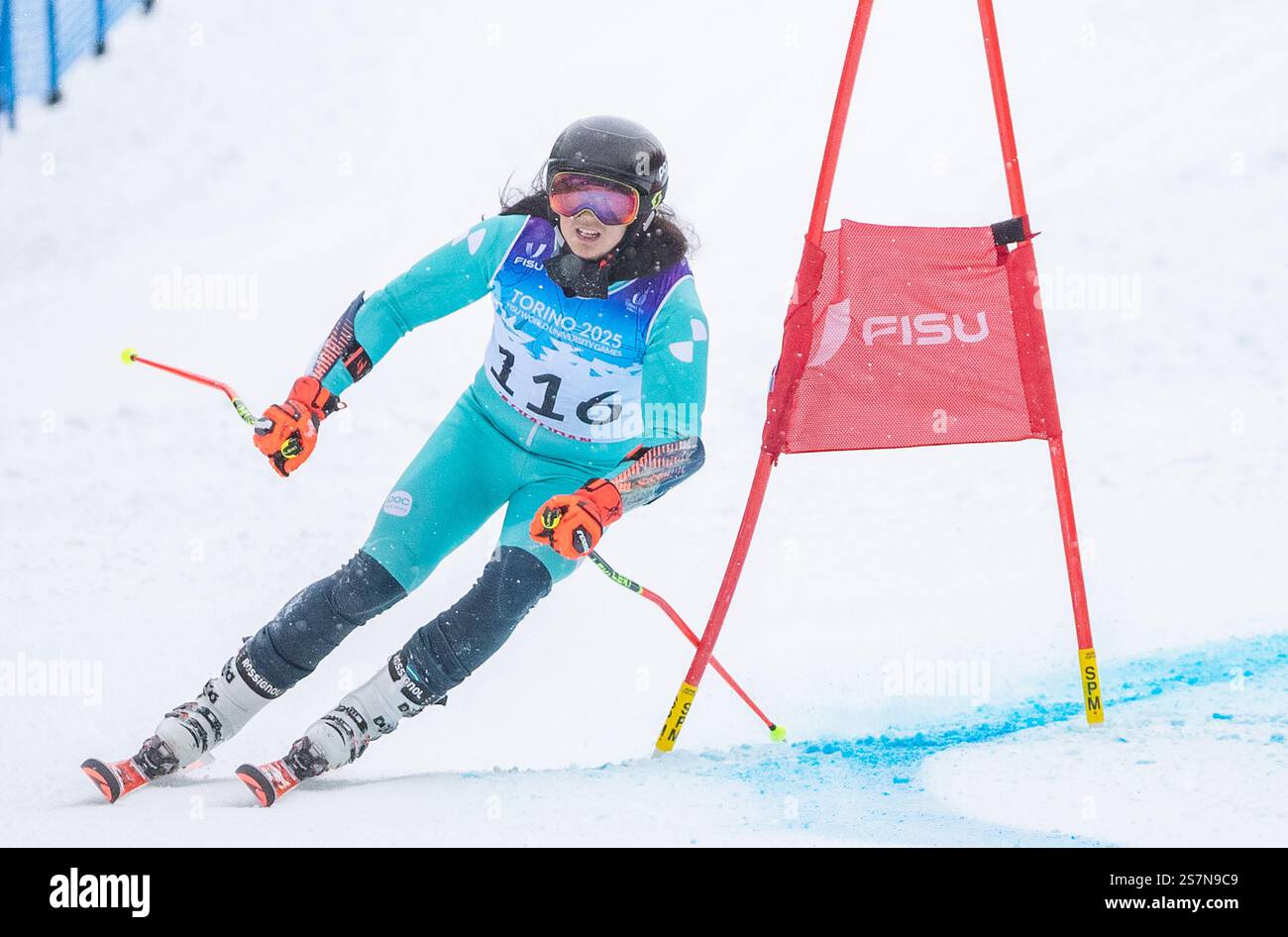 (250120) BARDONECCHIA, Jan. 20, 2025 (Xinhua) Cui Dingyuan of