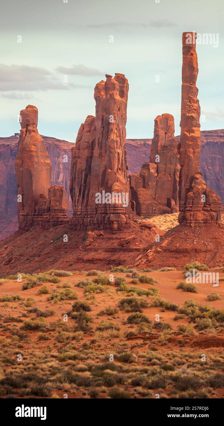 This mesmerizing photo captures the iconic spires of Monument Valley ...