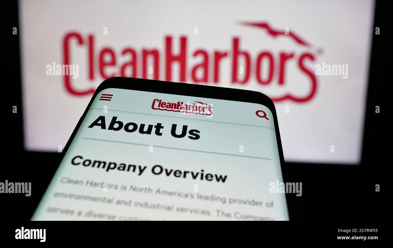 Germany. 18th Oct, 2024. In this photo illustration, a mobile phone