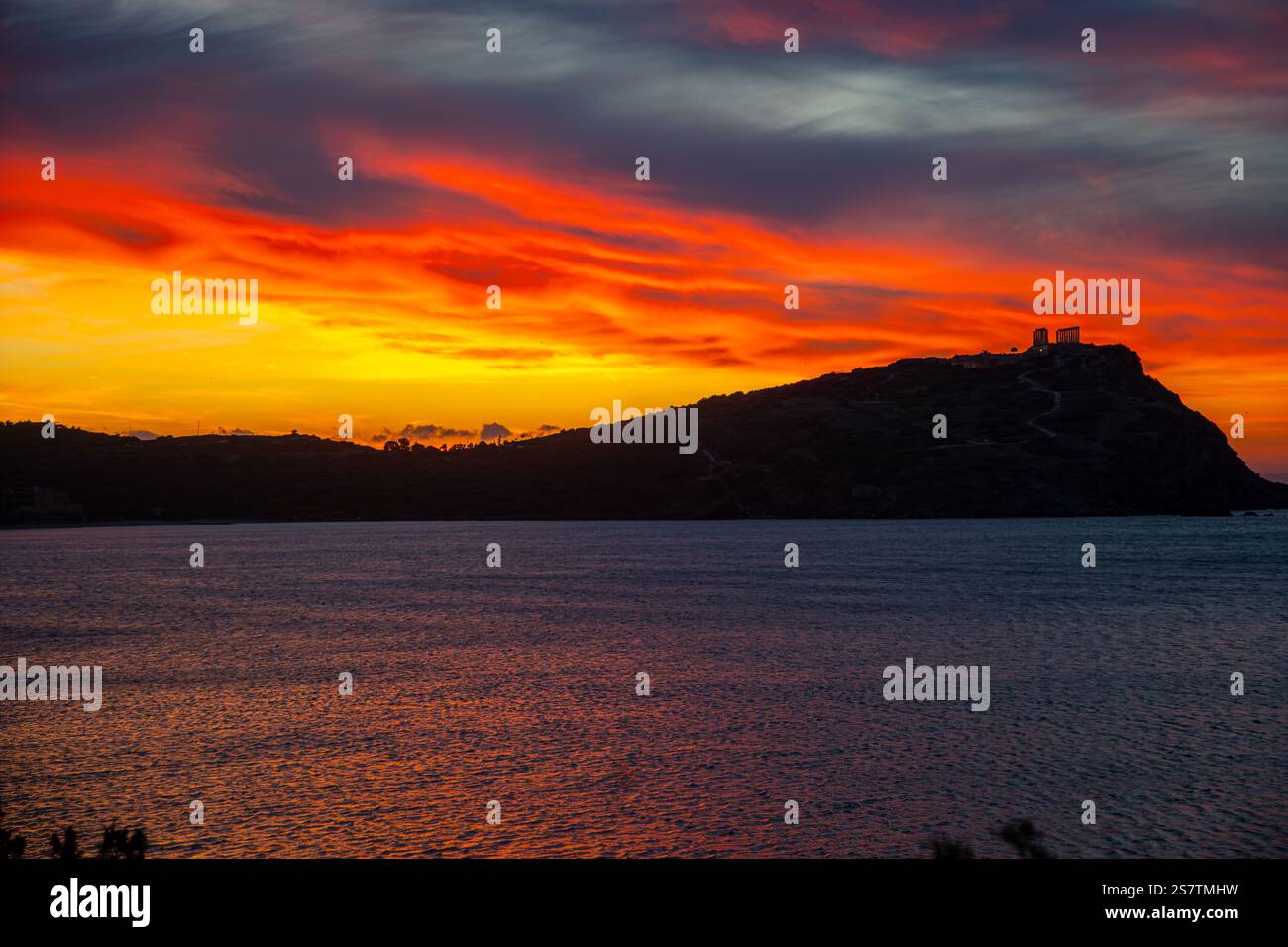 Cape Sounio and the temple of Poseidon during sunrise Stock Photo - Alamy