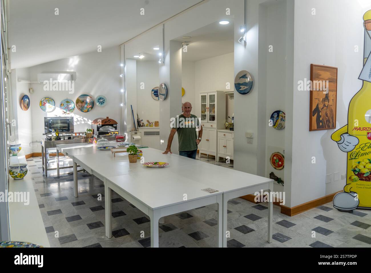 The proprietor of Campaniadamare in the kitchen of their Italian
