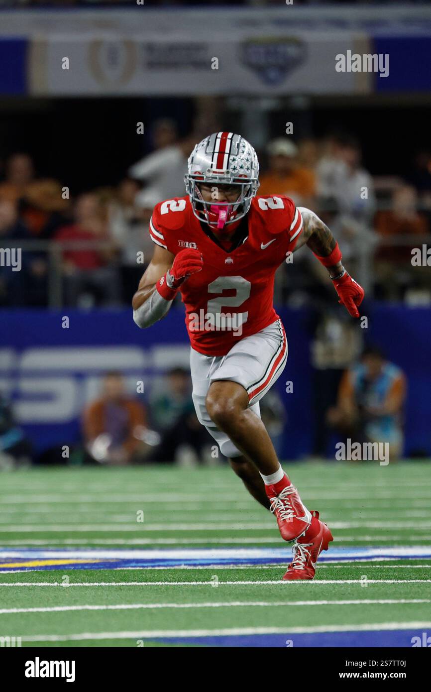 Ohio State wide receiver Emeka Egbuka (2) runs a pass route during the