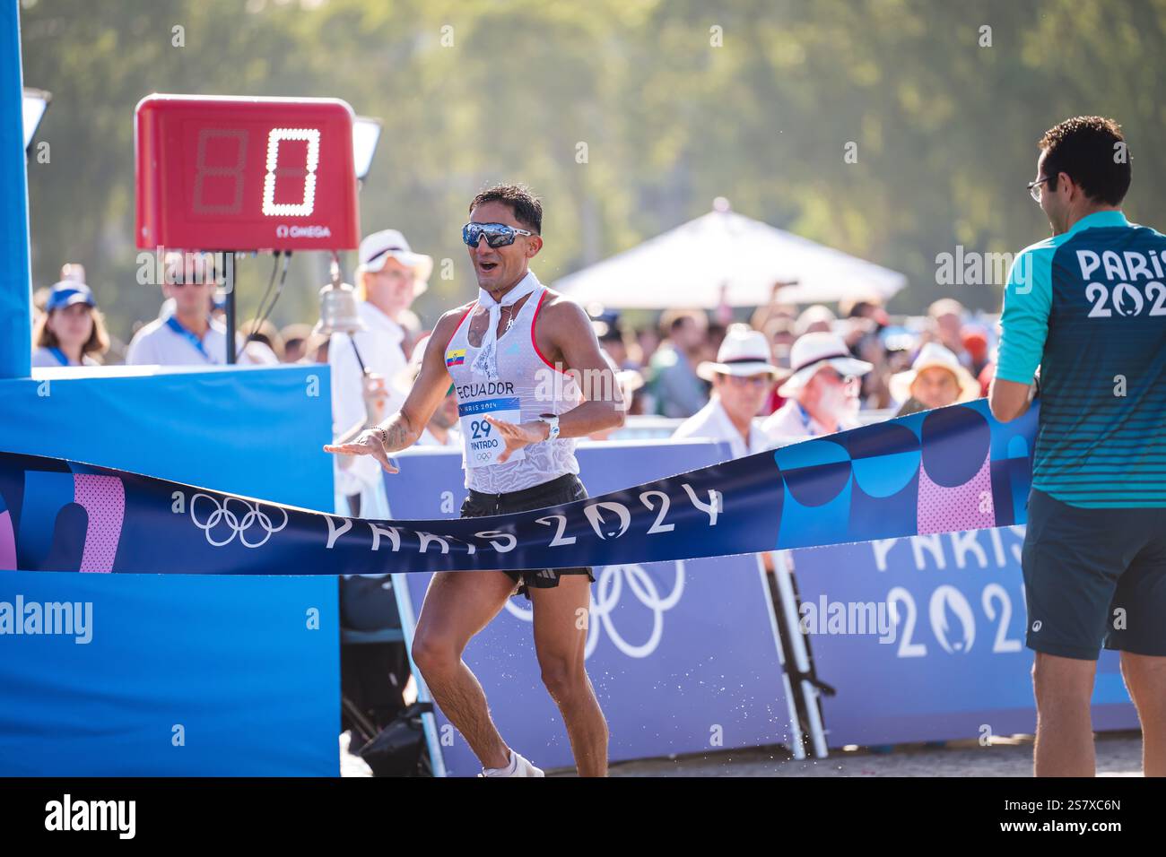 Daniel Pintado winning 20 Kilometer Race Walk at the Paris 2024 Olympic ...