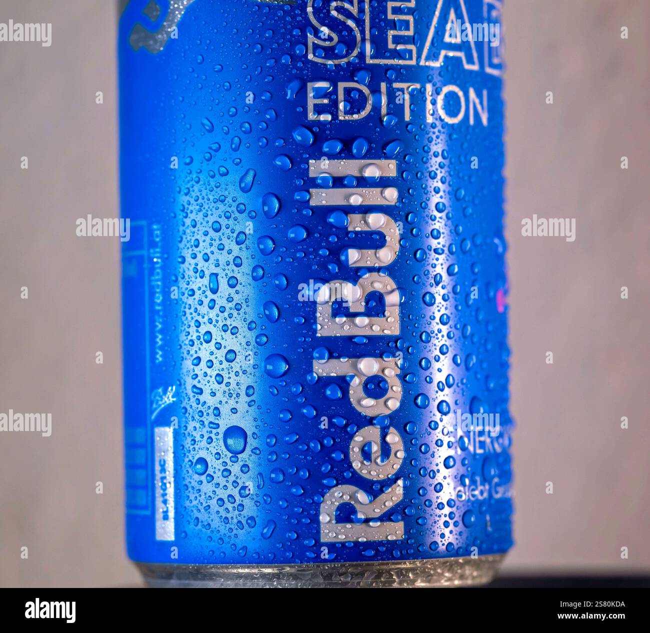 20.01.2025 Red Bull Getränk, Geschmacksrichtung Juneberry 20.01.2025