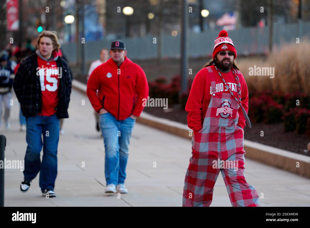 Fans arrives before the College Football Playoff national championship