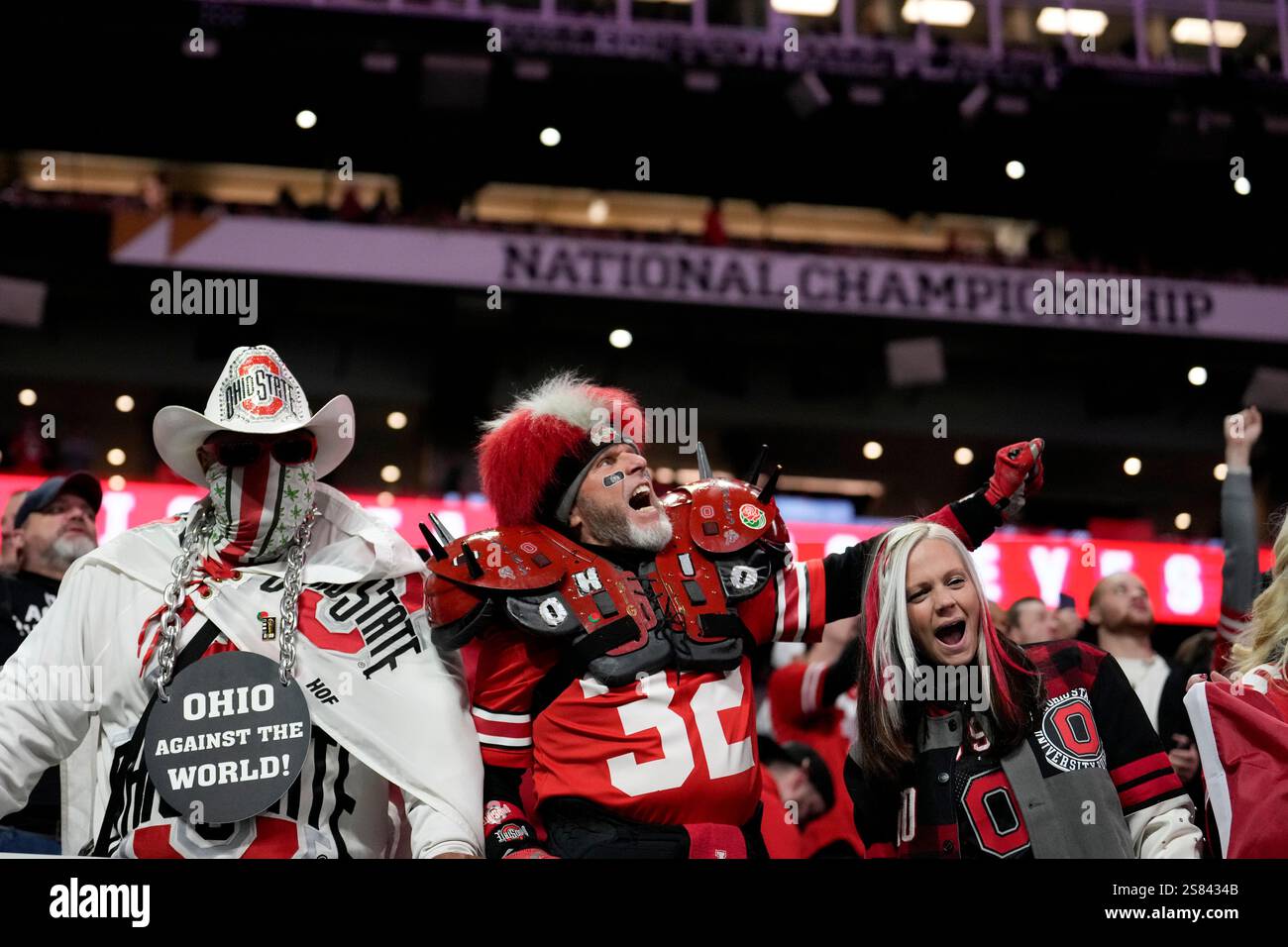 Ohio State fans cheer before the College Football Playoff national