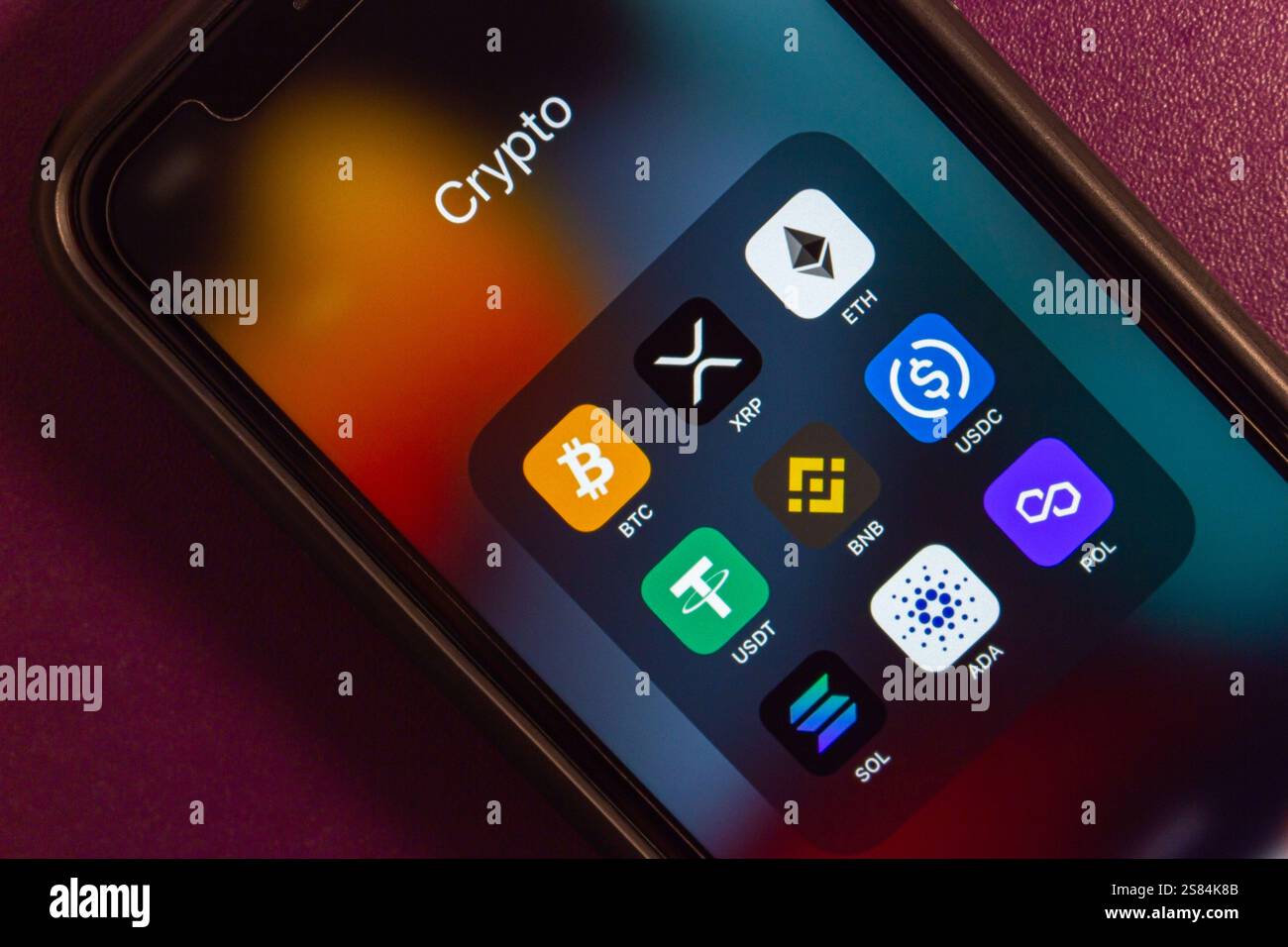 Binance coin hi-res stock photography and images - Alamy