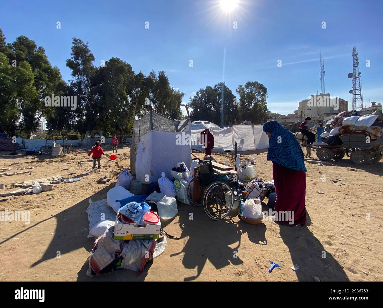 Displaced Palestinian families in Gaza City begin moving their tents ...