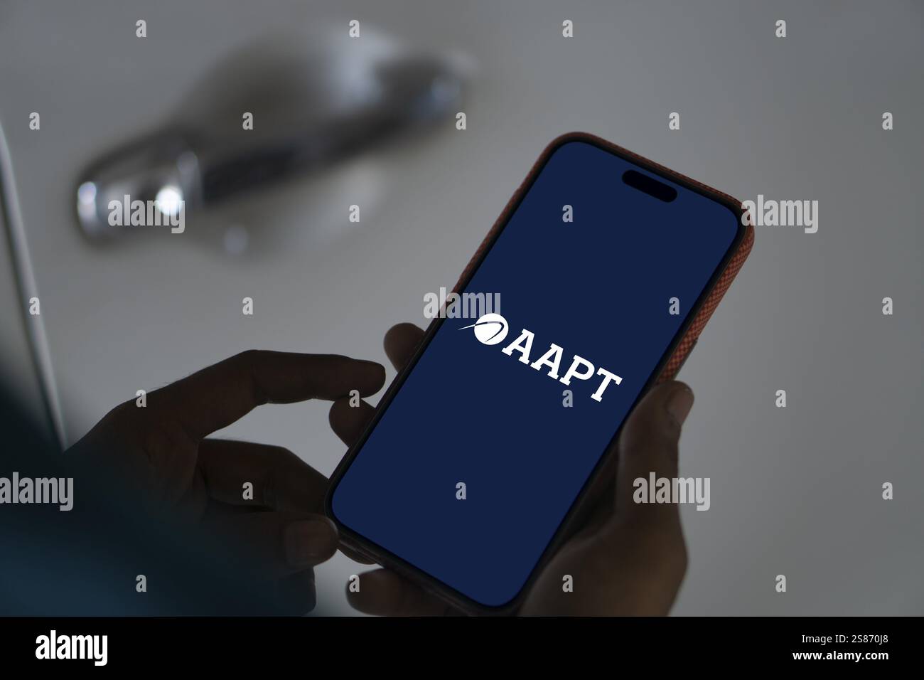 Fixed telecommunications company hi-res stock photography and images ...