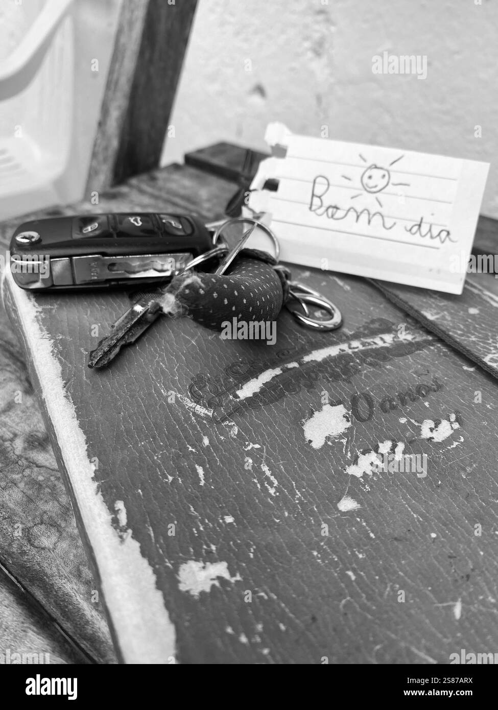 Trabalho e vida em equilibrio! - Smartphone Captured Stock Image