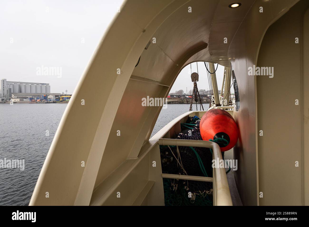 Picture of a visit to the new vessel Z39 Sophie, less fuel, consomption ...