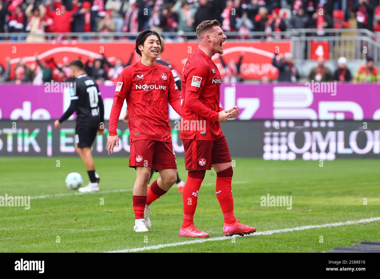 Marlon Ritter Kaiserslautern Und Daisuke Yokota Kaiserslautern 1
