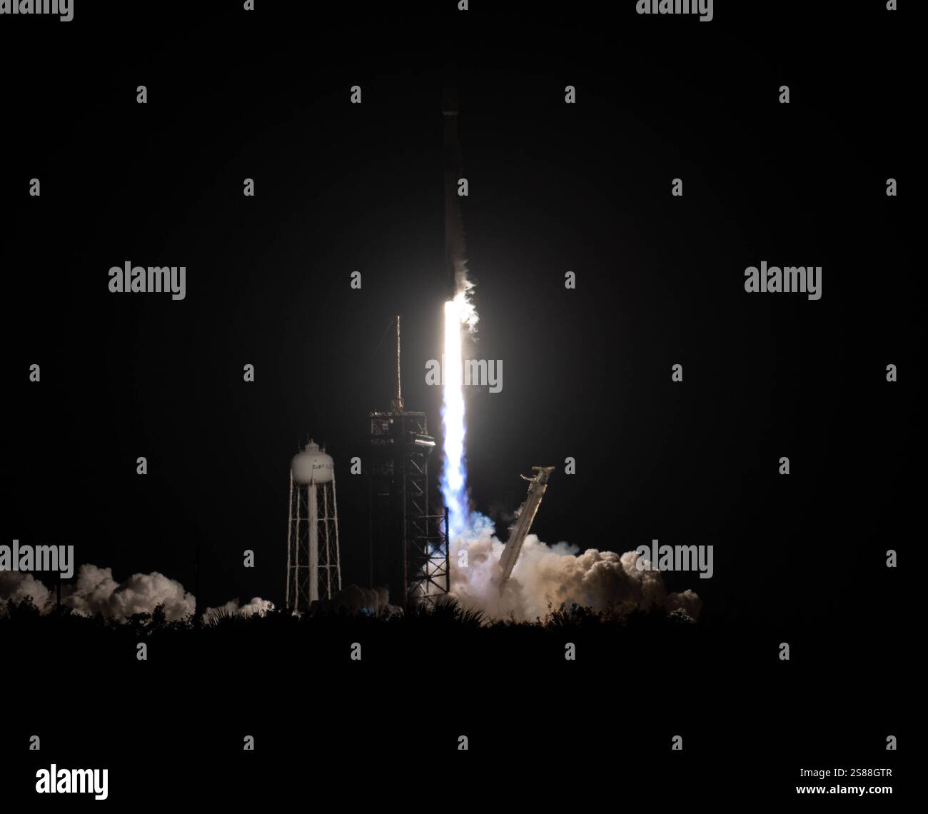 Cape Canaveral NASA-SpaceX-Firefly Aerospace Blue Ghost Mission 1 ...