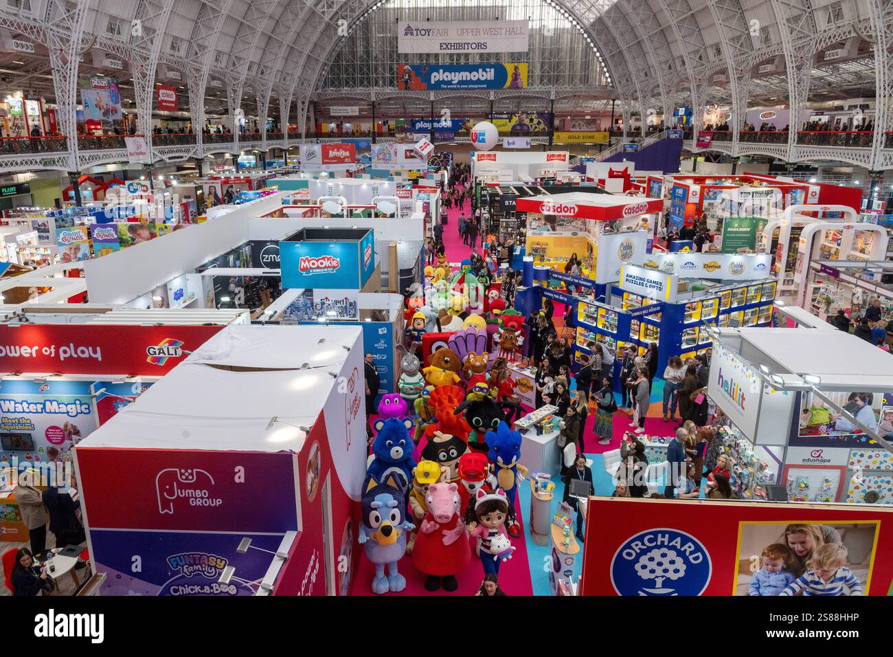 21/01/2025. London, UK The Character Parade of giant Wellknown and