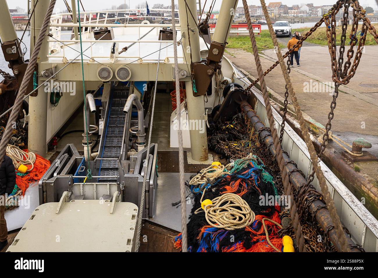 Oostende, Belgium. 20th Jan, 2025. Nets and ropes pictured during of ...