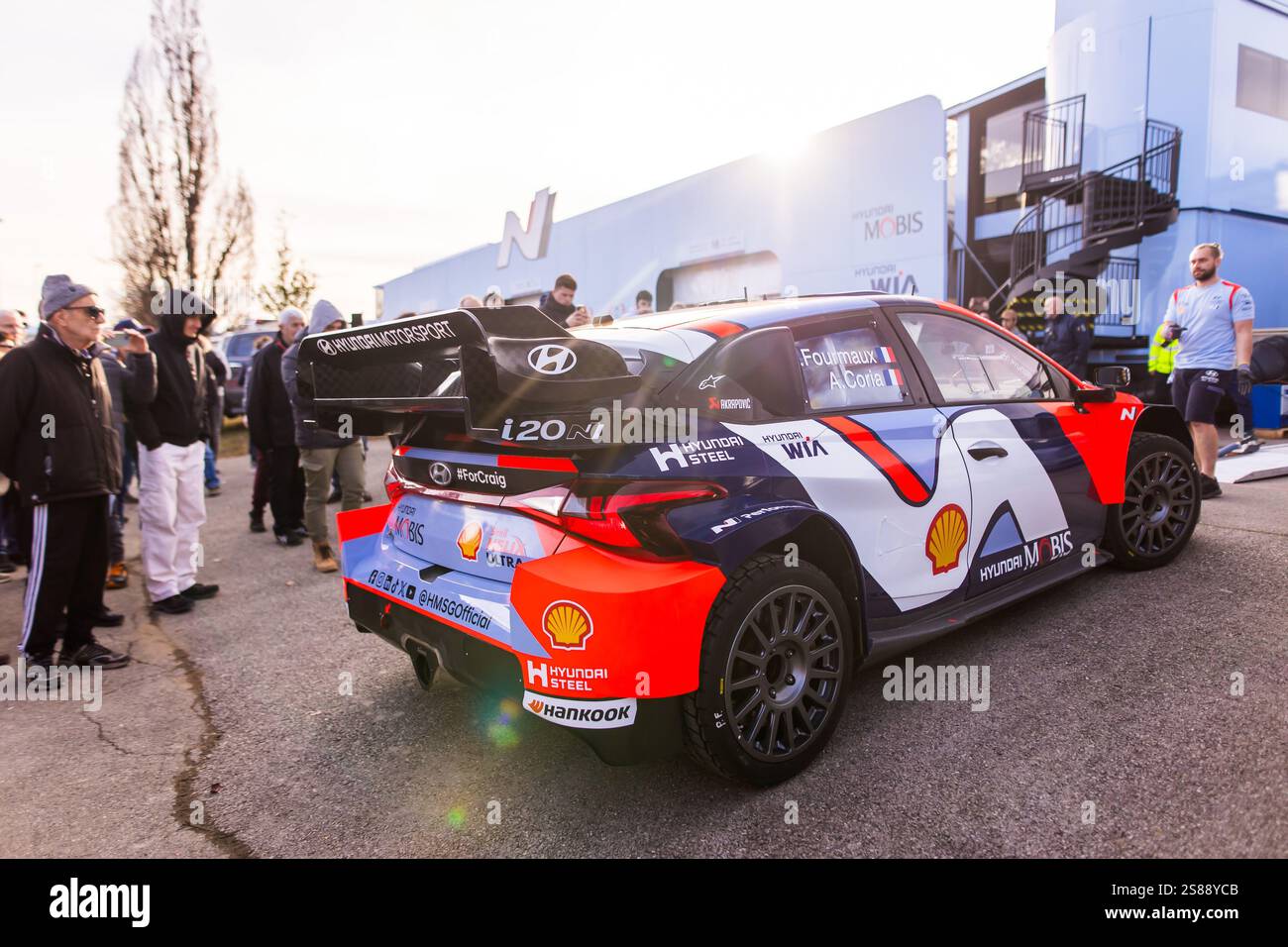 Adrien Fourmaux holds off Kalle Rovanperä – impressive Hyundai debut