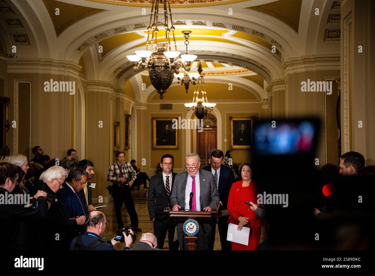Shumer Congressman Washington, USA. 21st Jan, 2025. Senator Chuck Schumer (D-N.Y.), the ...