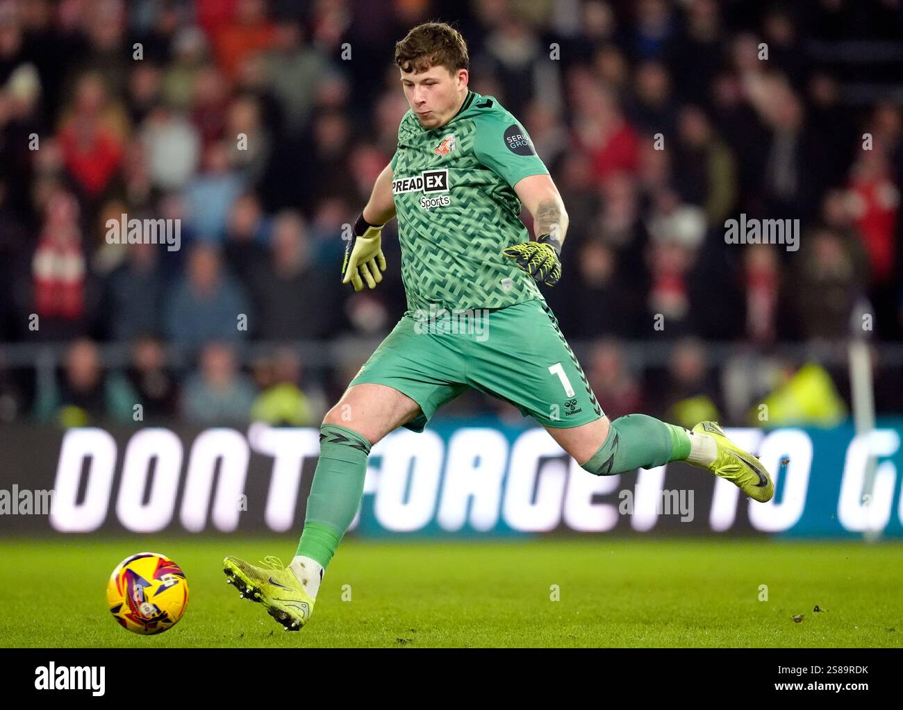 Sunderland goalkeeper Anthony Patterson during the Sky Bet Championship ...