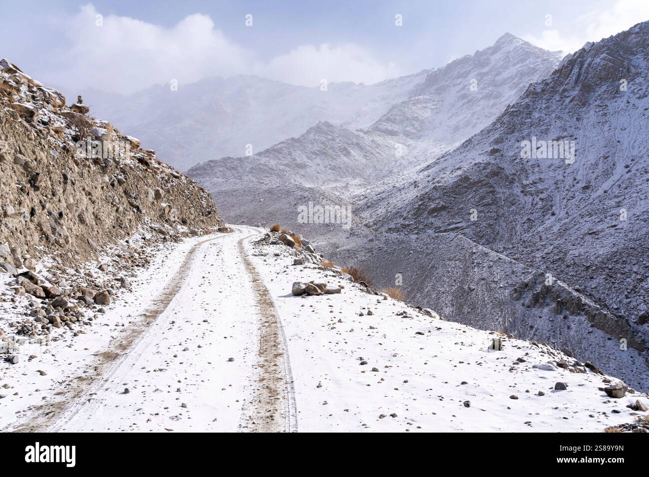 India, Himalaya Mountains, Ladakh, Ulley Valley. View of a typical road ...