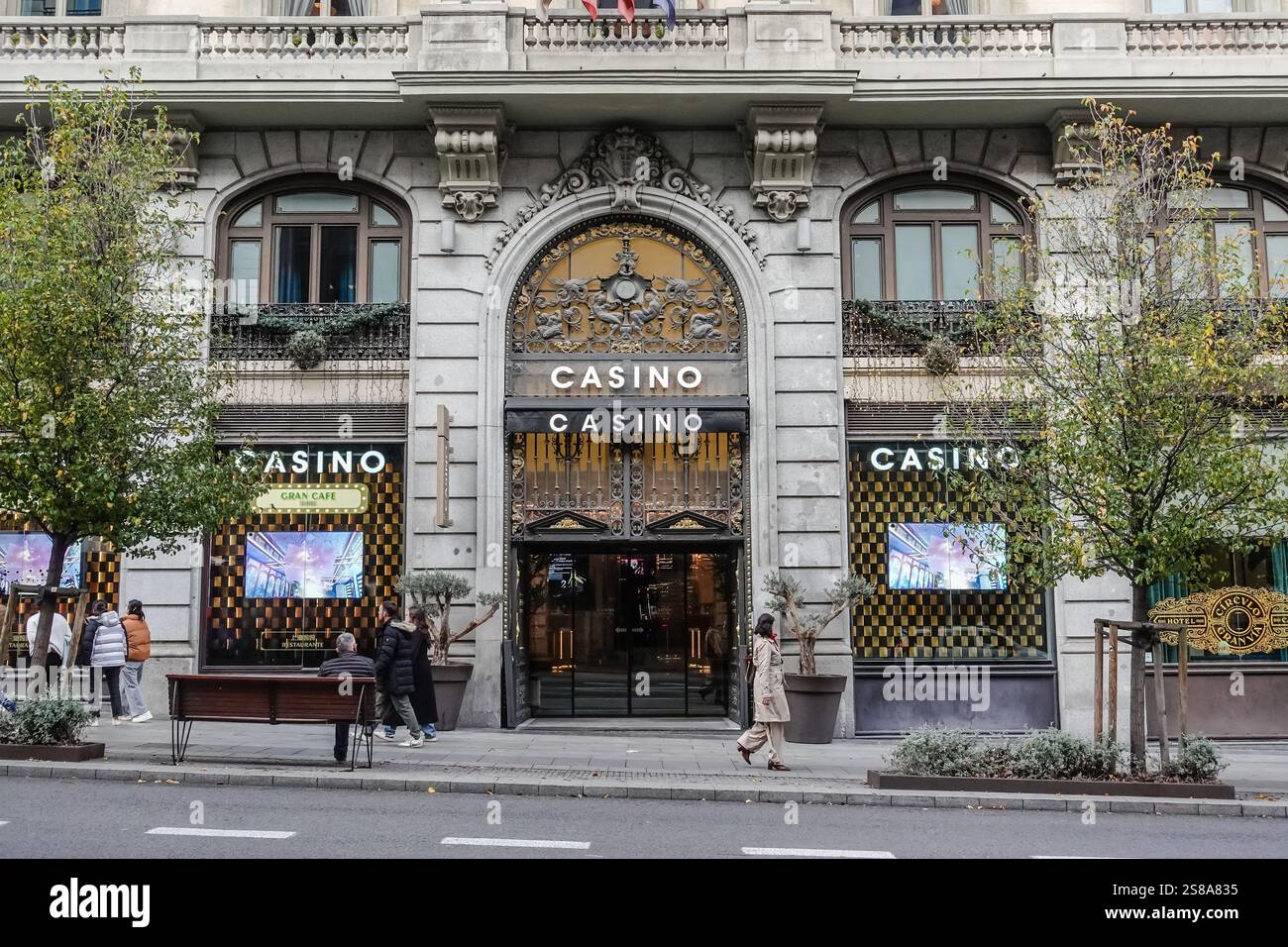 Fachada del Casino Gran Vía en Madrid