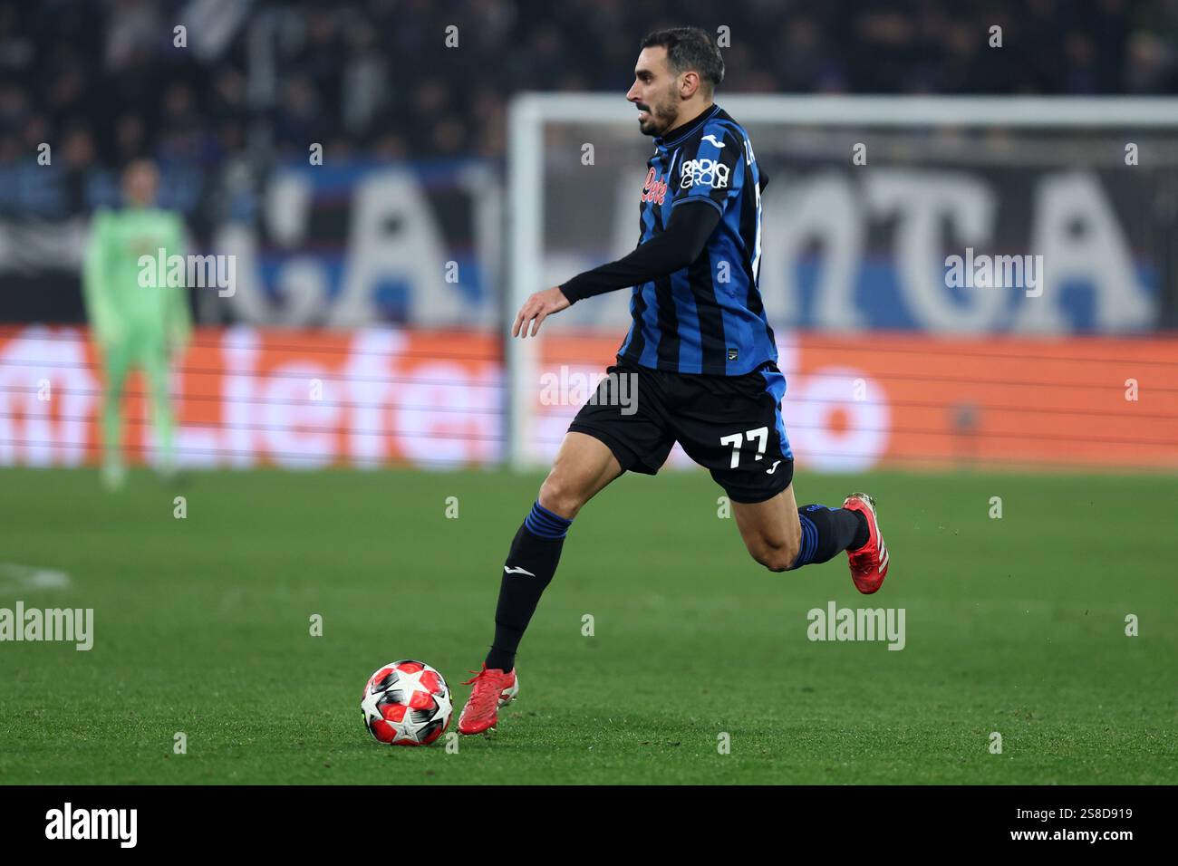 Bergamo, Italy. 21st Jan, 2025. Davide Zappacosta of Atalanta Bc in