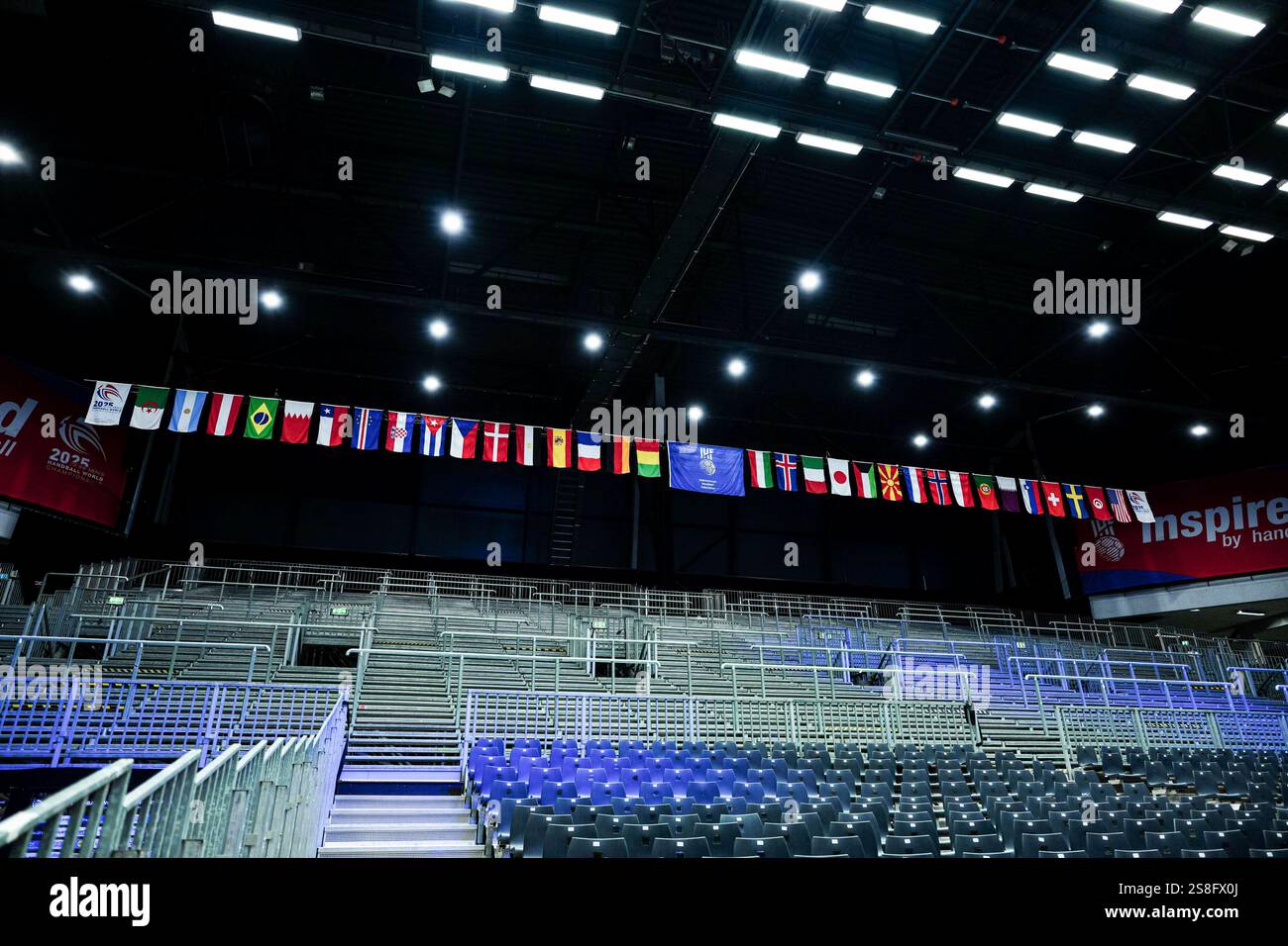 Fahnen/Flaggen aller Teilnehmerlaender der IHF Handball