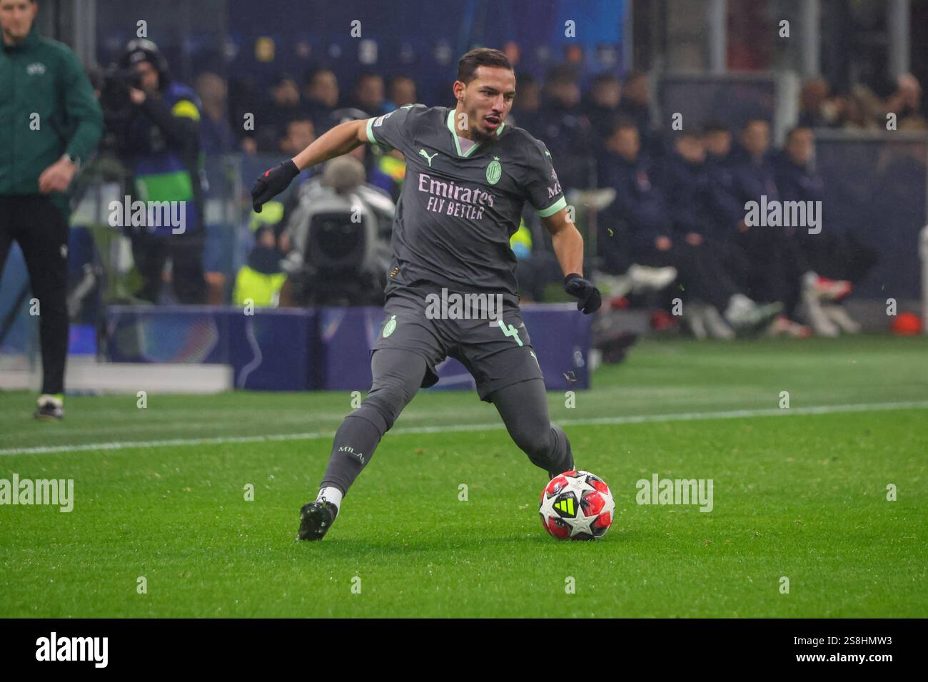 Champions League, Day 7, Giuseppe Meazza, Milano, Milan Girona, in