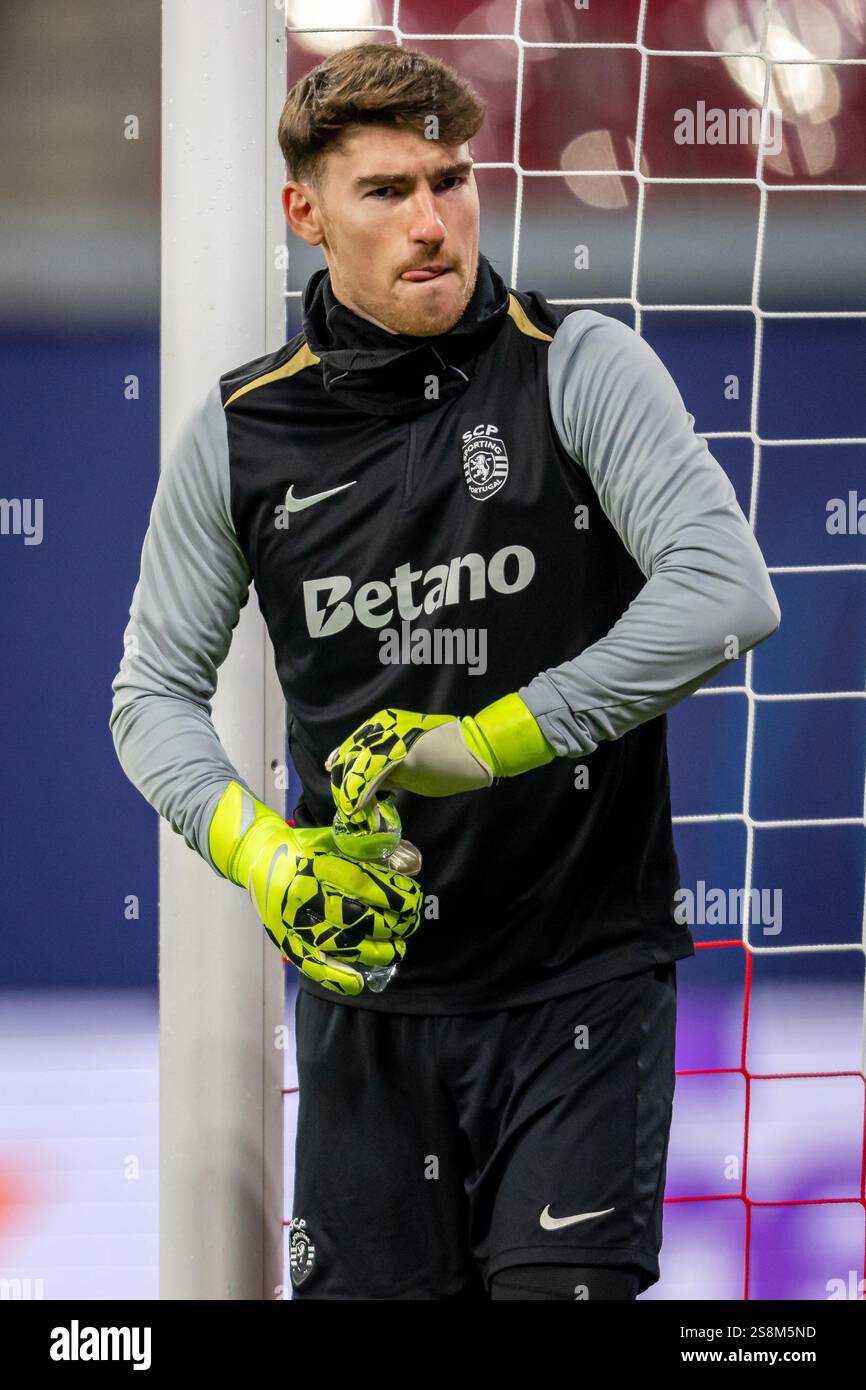 Leipzig, Germany. 22nd, January 2025. Goalkeeper Franco Israel of