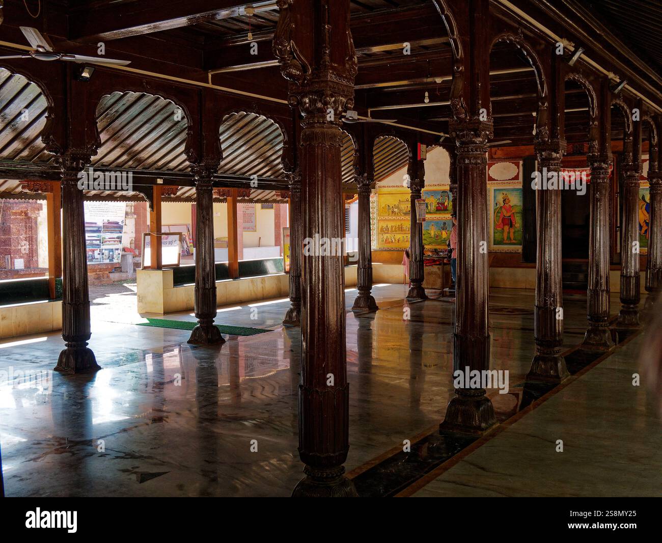 Shri dev rameshwar temple hi-res stock photography and images - Alamy