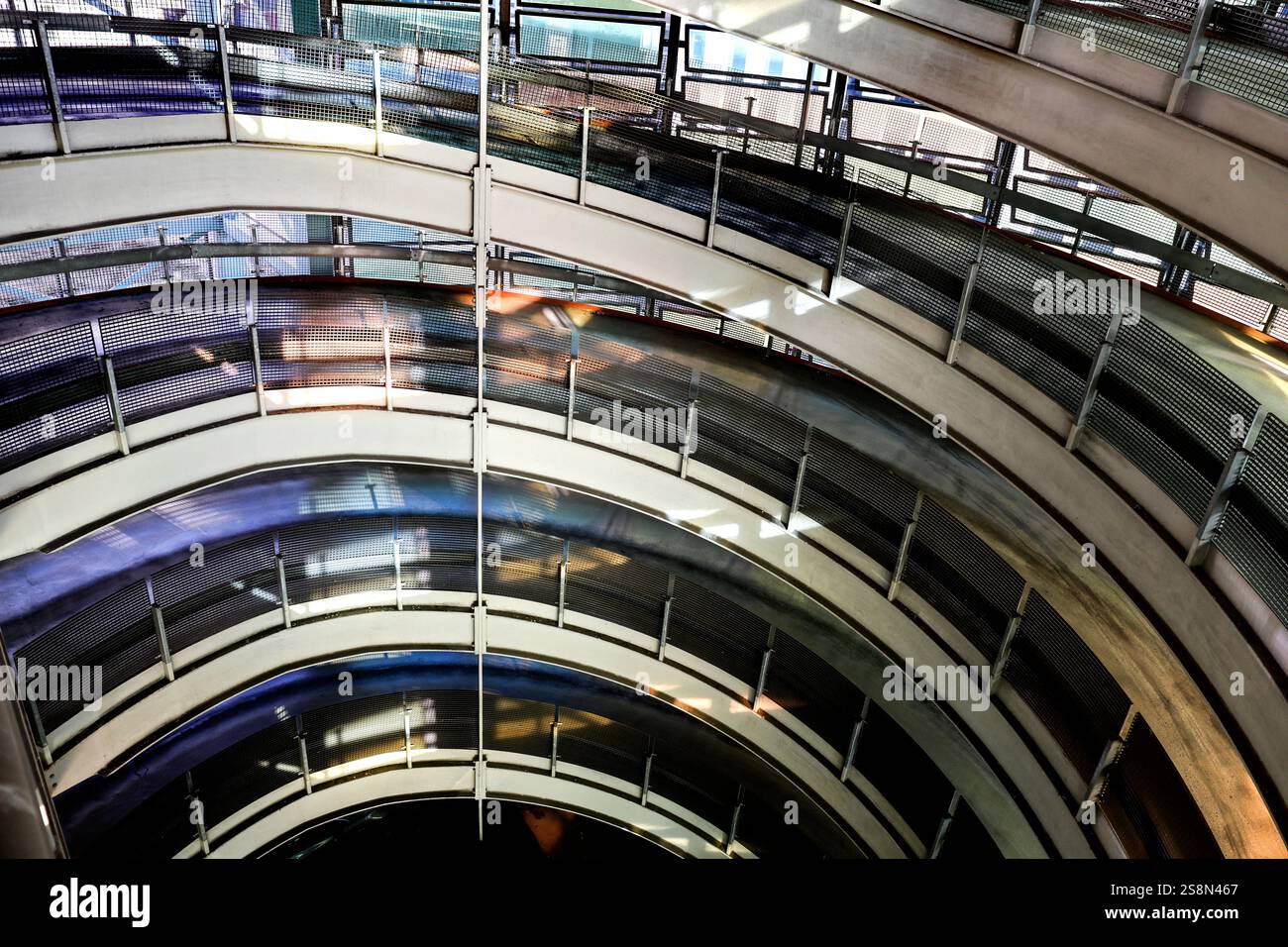 Germany Building Ramp Parkhaus Spiralförmig angelegte Auf- und Abfahrtsrampen für Autos in ...