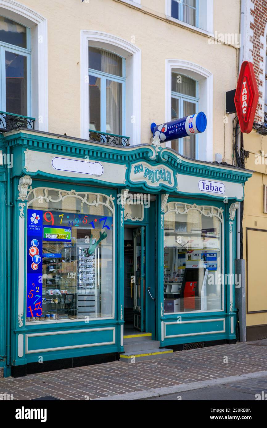 tobacco shop calais France, Hauts-de-France region, Pas-de-Calais (department), Saint-Omer,  heritage, rue de l'Ecusserie, tobacco shop 'Le Pacha' Stock Photo