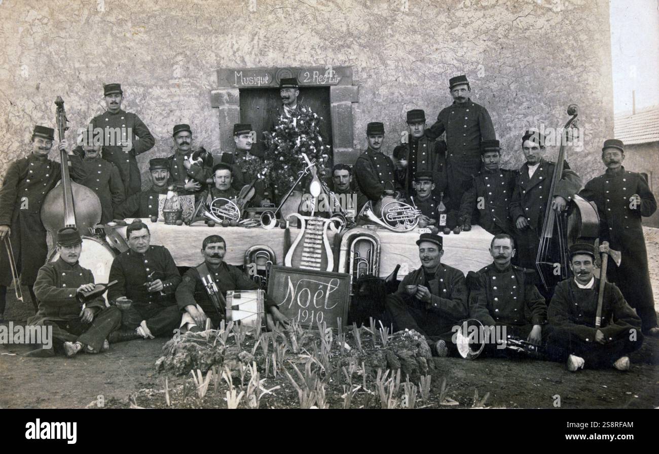 French Foreign Legion, soldiers with musical instruments, prepare to celebrate Christmas 1910. Algeria Stock Photo