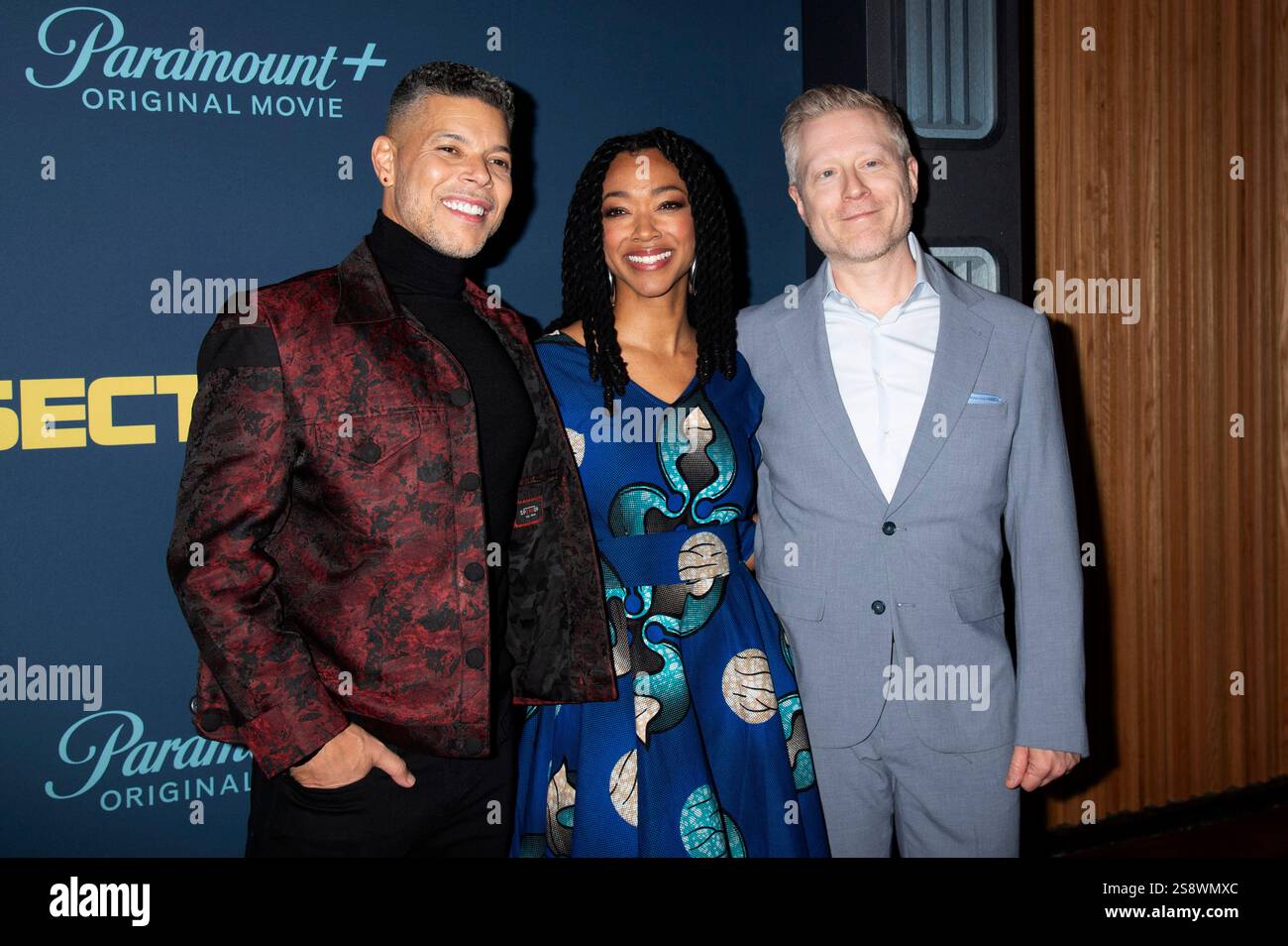 Wilson Cruz, Sonequa Martin-Green und Anthony Rapp bei der Weltpremiere ...