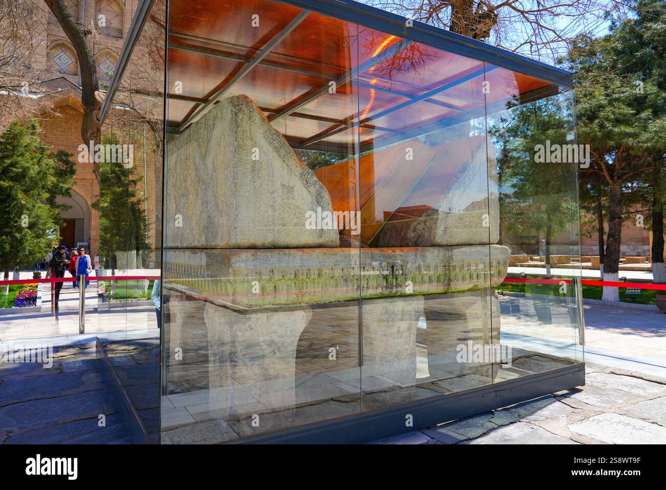 Bibi-Khanym Mosque in Samarkand, Uzbekistan, Central Asia - Built in ...