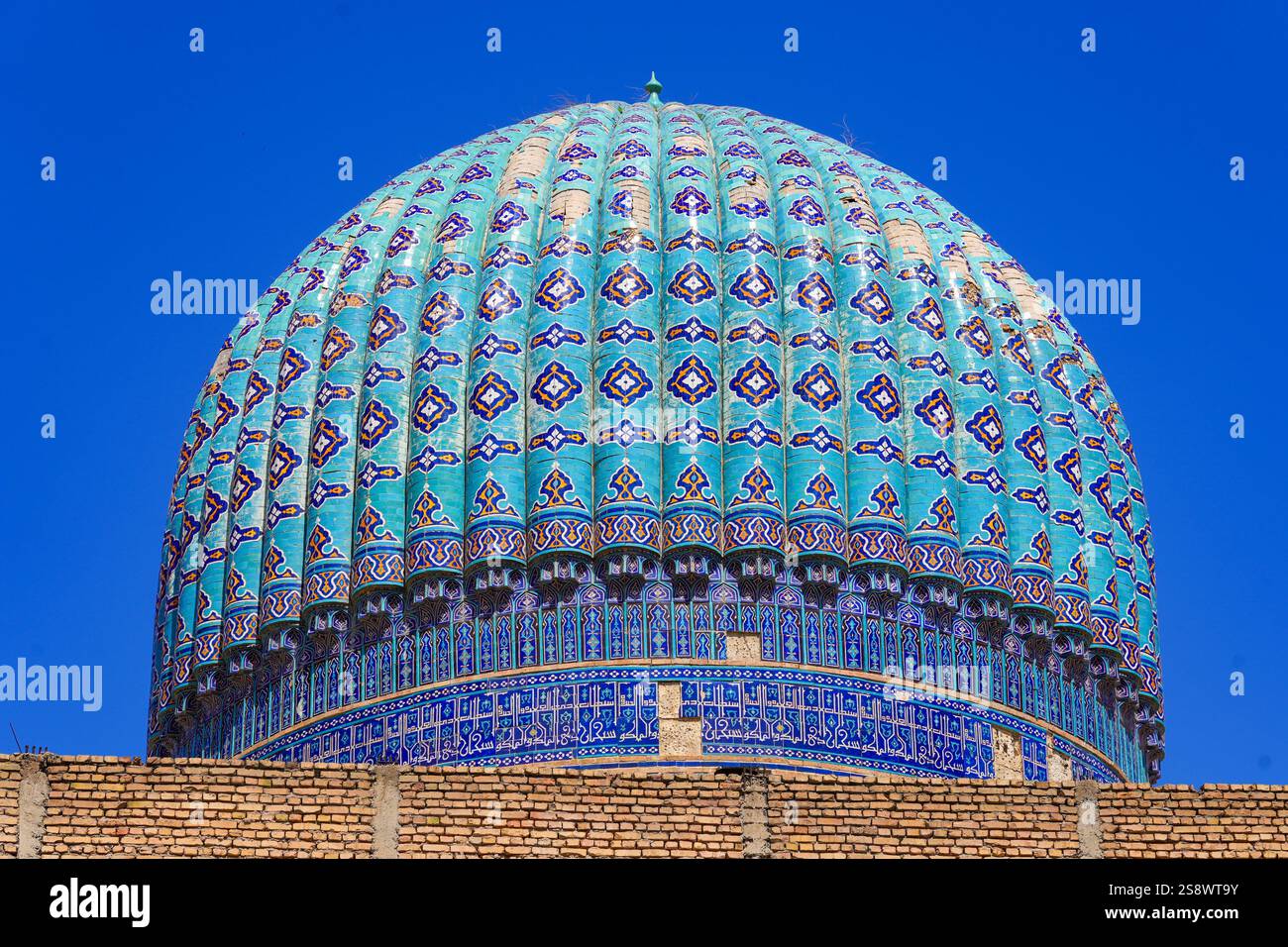 Bibi-Khanym Mosque in Samarkand, Uzbekistan, Central Asia - Built in ...