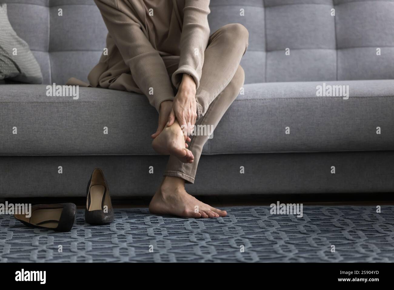 Mature woman feet hi-res stock photography and images - Alamy