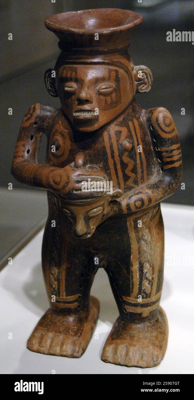 Pre columbian art warrior hi res stock photography and images Alamy